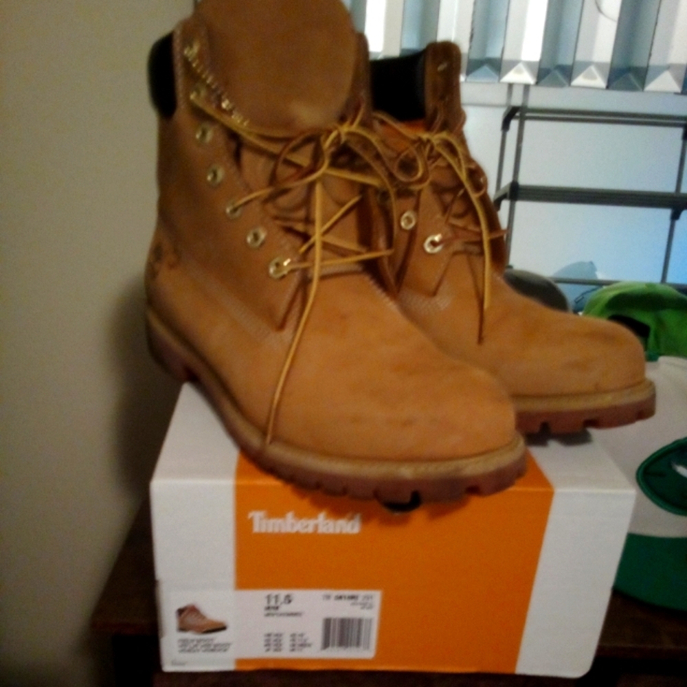 Timberlands like new